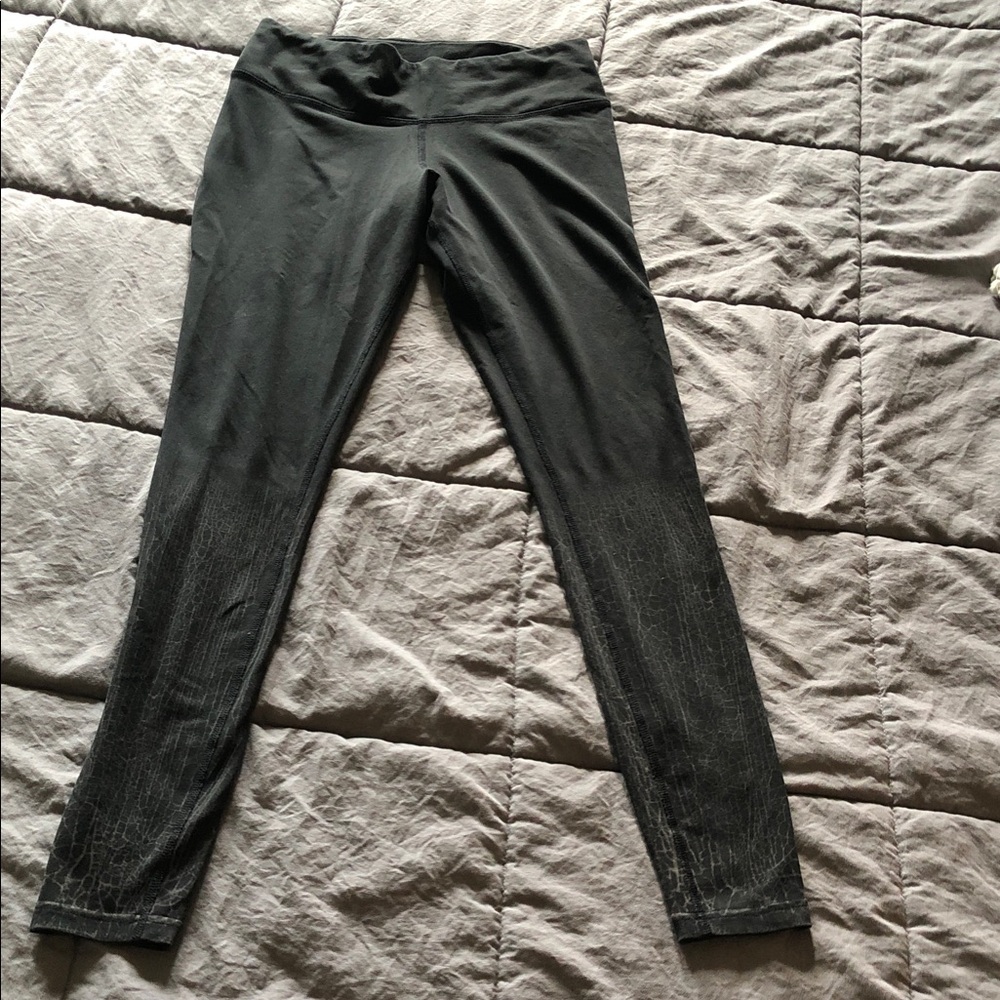 Nike Black low- Rise Leggings with Subtle Shine